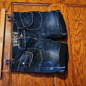 ⭐️3/$20⭐️Truce jean shorts